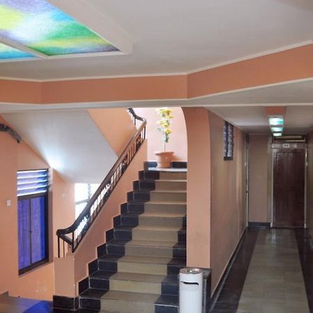 Hotel Satyaheera Mapusa Extérieur photo