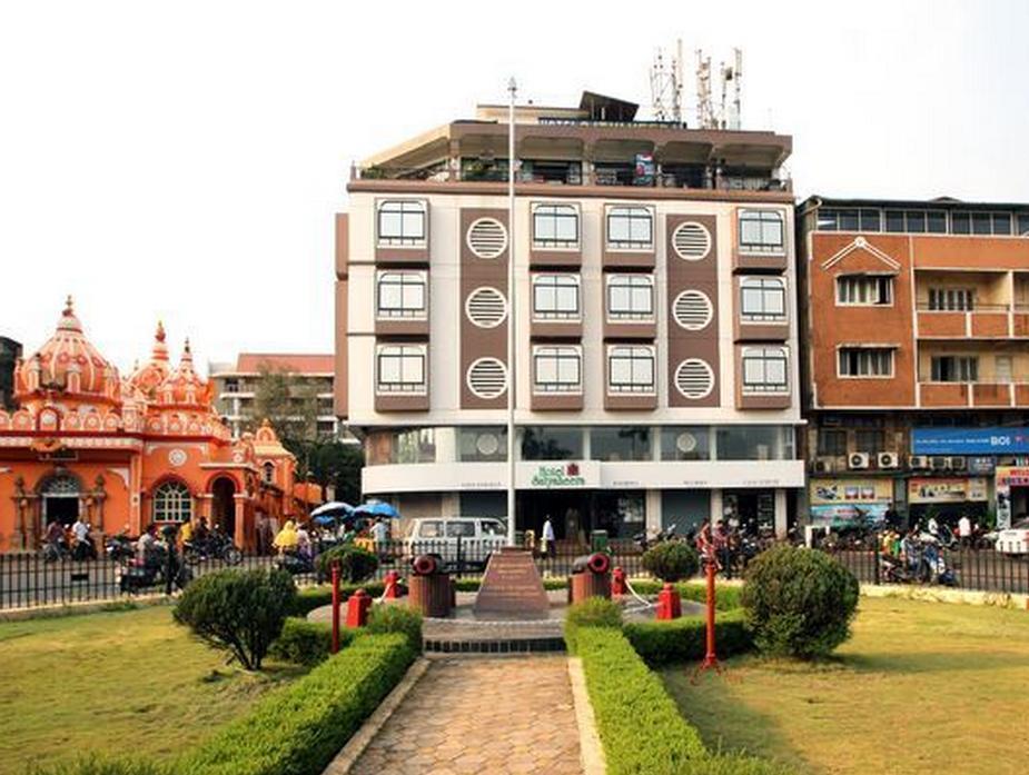 Hotel Satyaheera Mapusa Extérieur photo